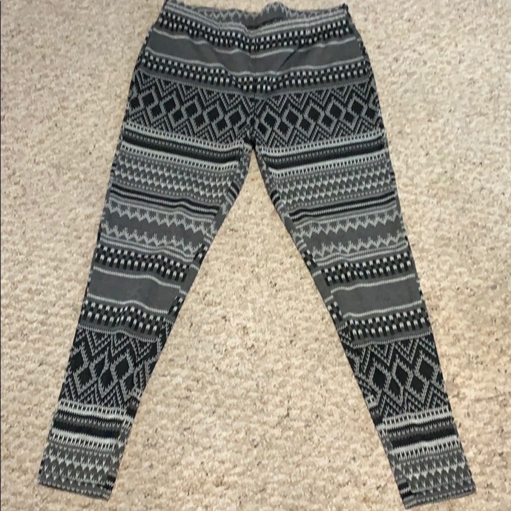 Maurices leggings size xl